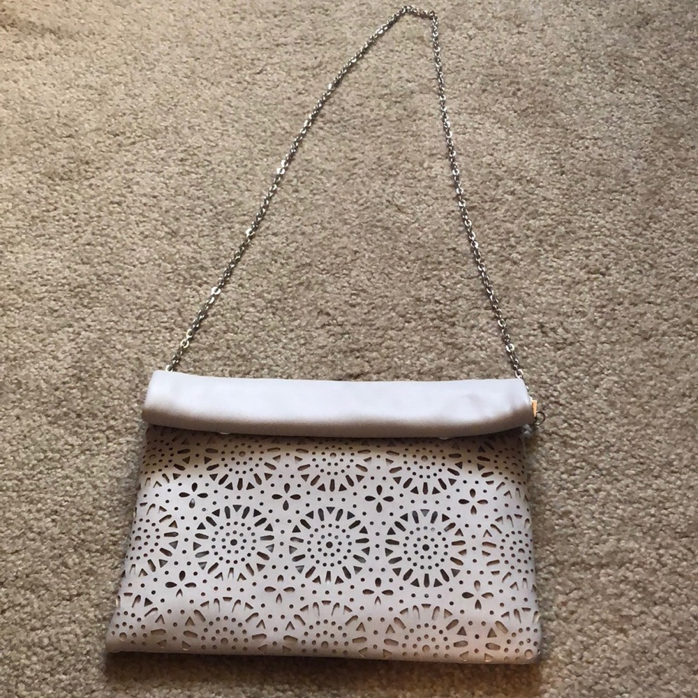 Light Gray Urban Expressions Crossbody Bag.